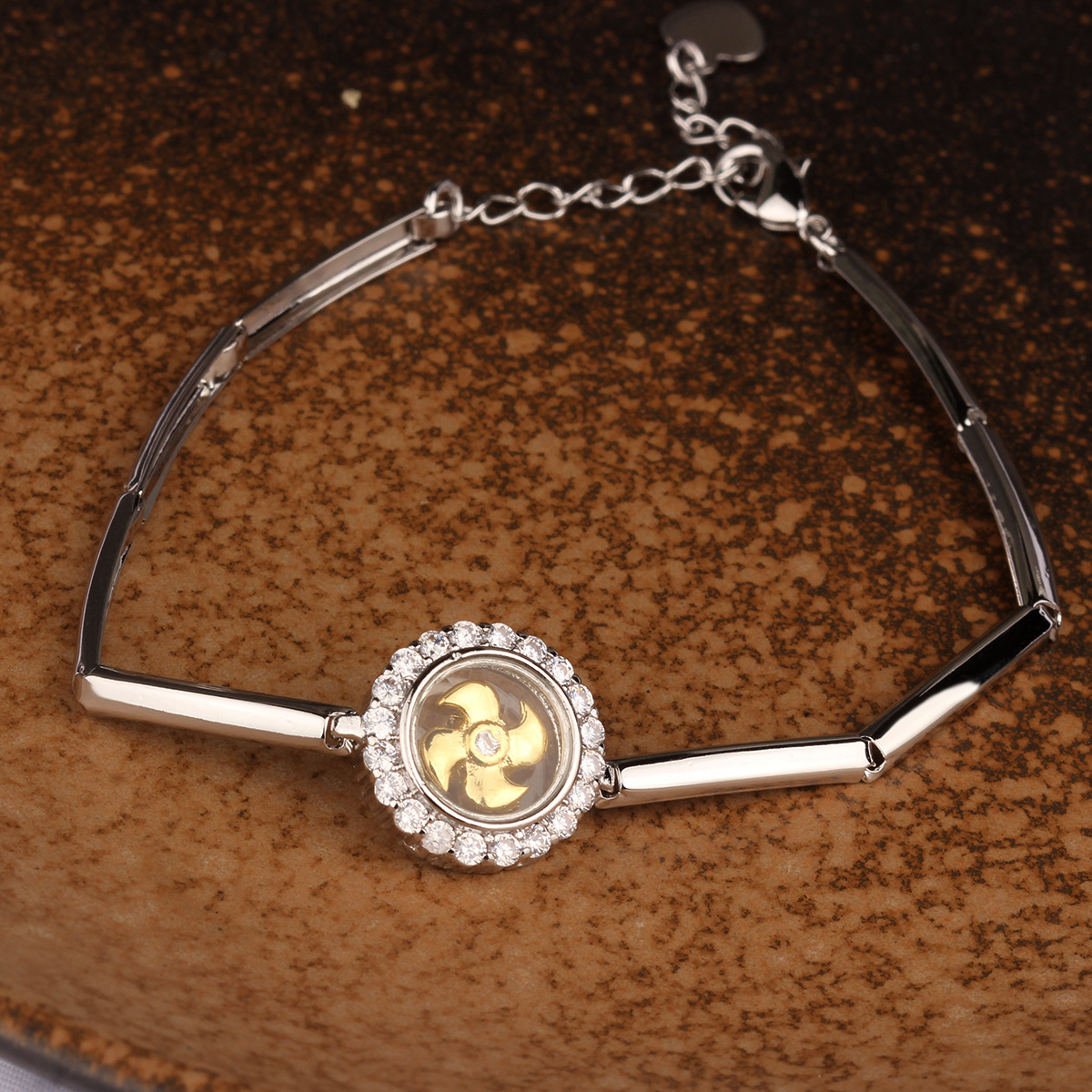 天莱妮新款 时来运转风车手链 镶钻玫瑰金东南亚特色手饰品