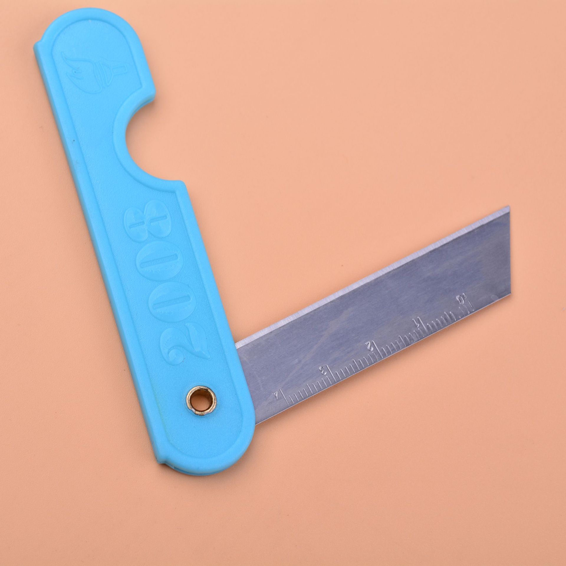 厂家直销大号折叠小刀 削笔刀 学生手工刀 幼儿园美工刀彩盒装