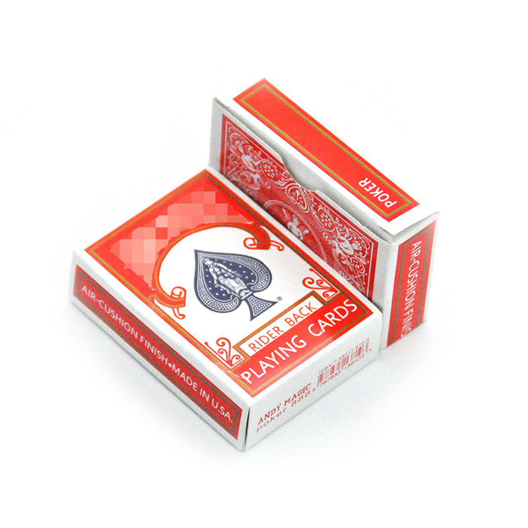 牌盒变小牌盒缩小扑克牌变小魔术玩具近景魔术道具