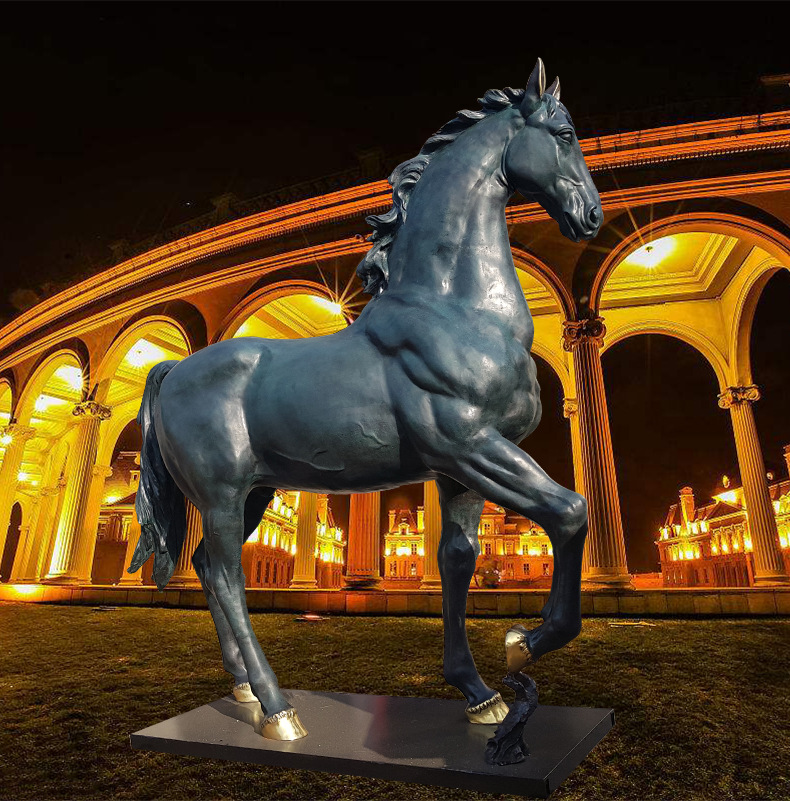 精品铜马雕塑  黄铜马景观摆件 大型黄铜马673