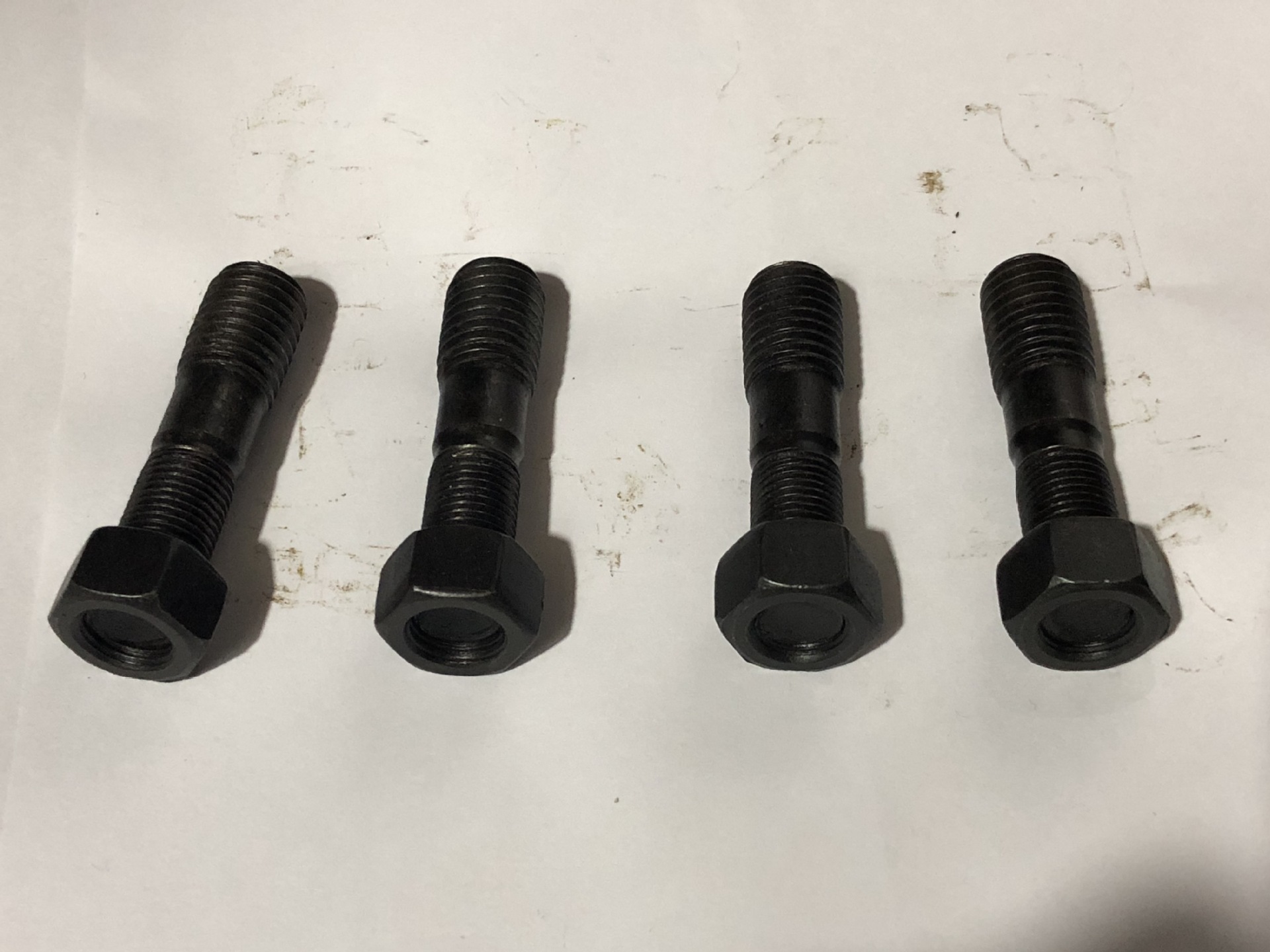 宇通恒通客车轮胎螺丝东风eq-140加大半轴螺丝方头平头六角半轴