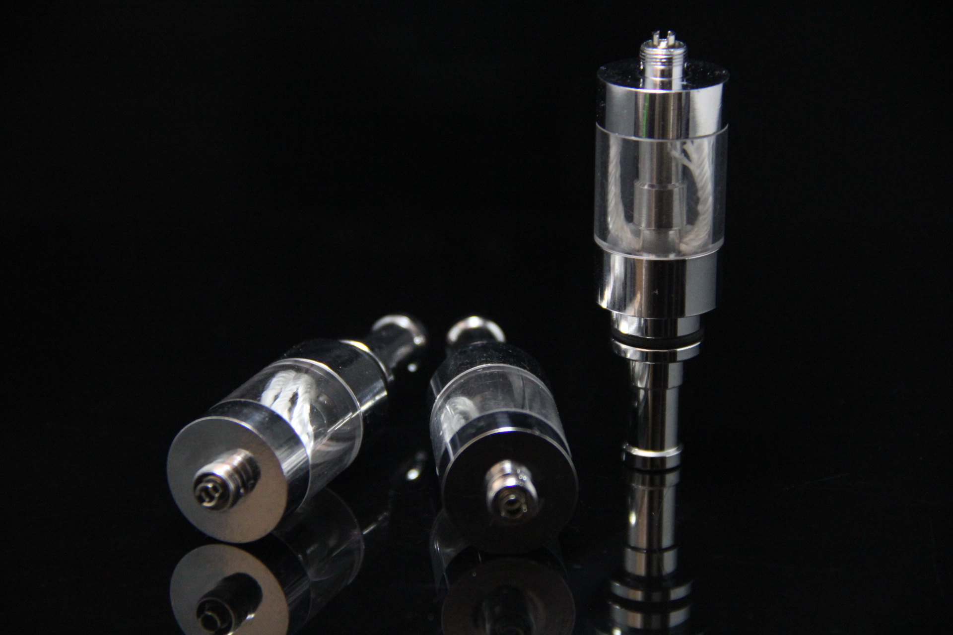 热销x6电子烟v2雾化器 产品雾化器 可换雾化芯 厂价直销