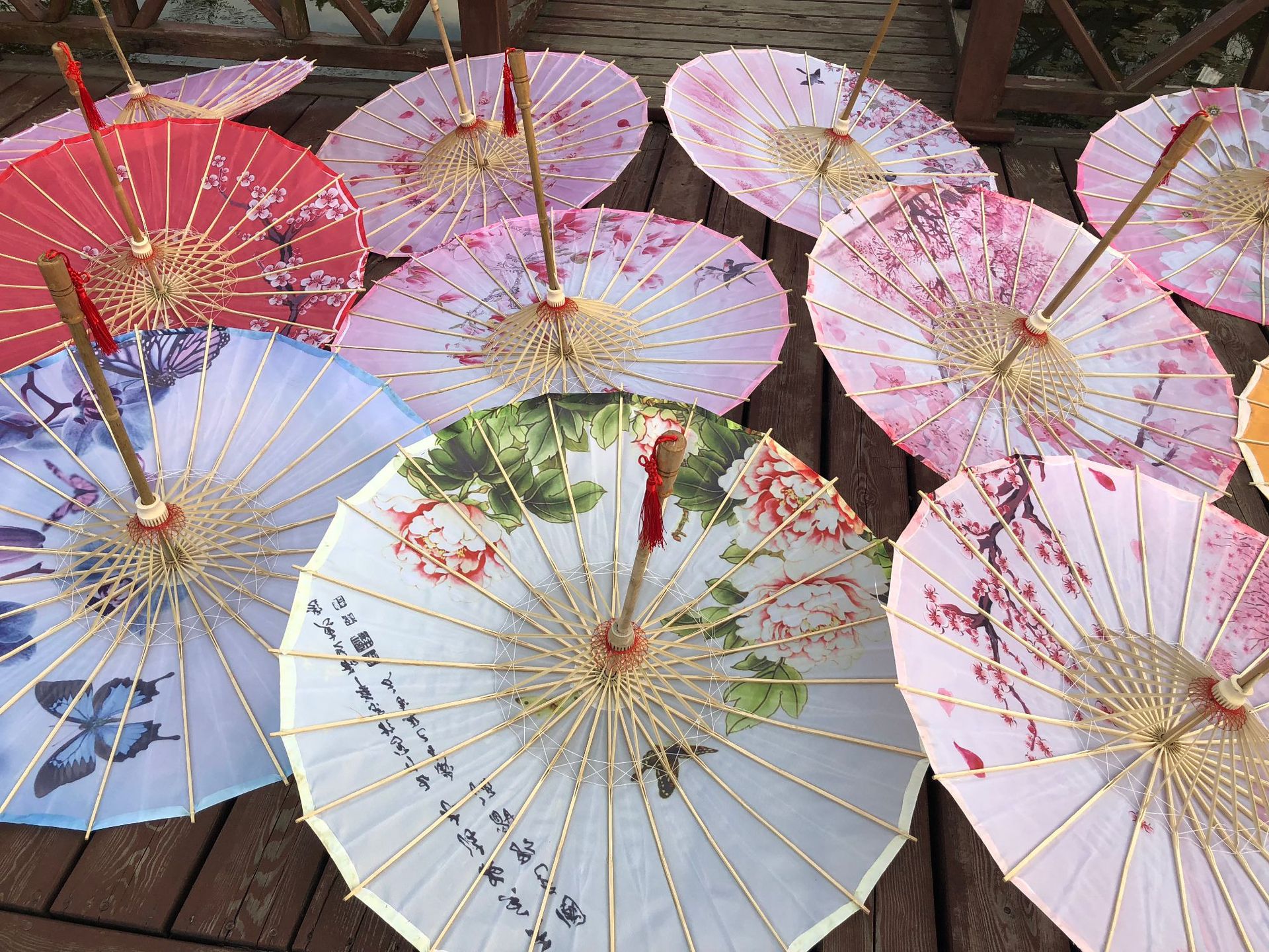 厂家直销舞蹈道具绸布伞古典防雨油纸伞吊顶装饰旗袍走秀牡丹花伞