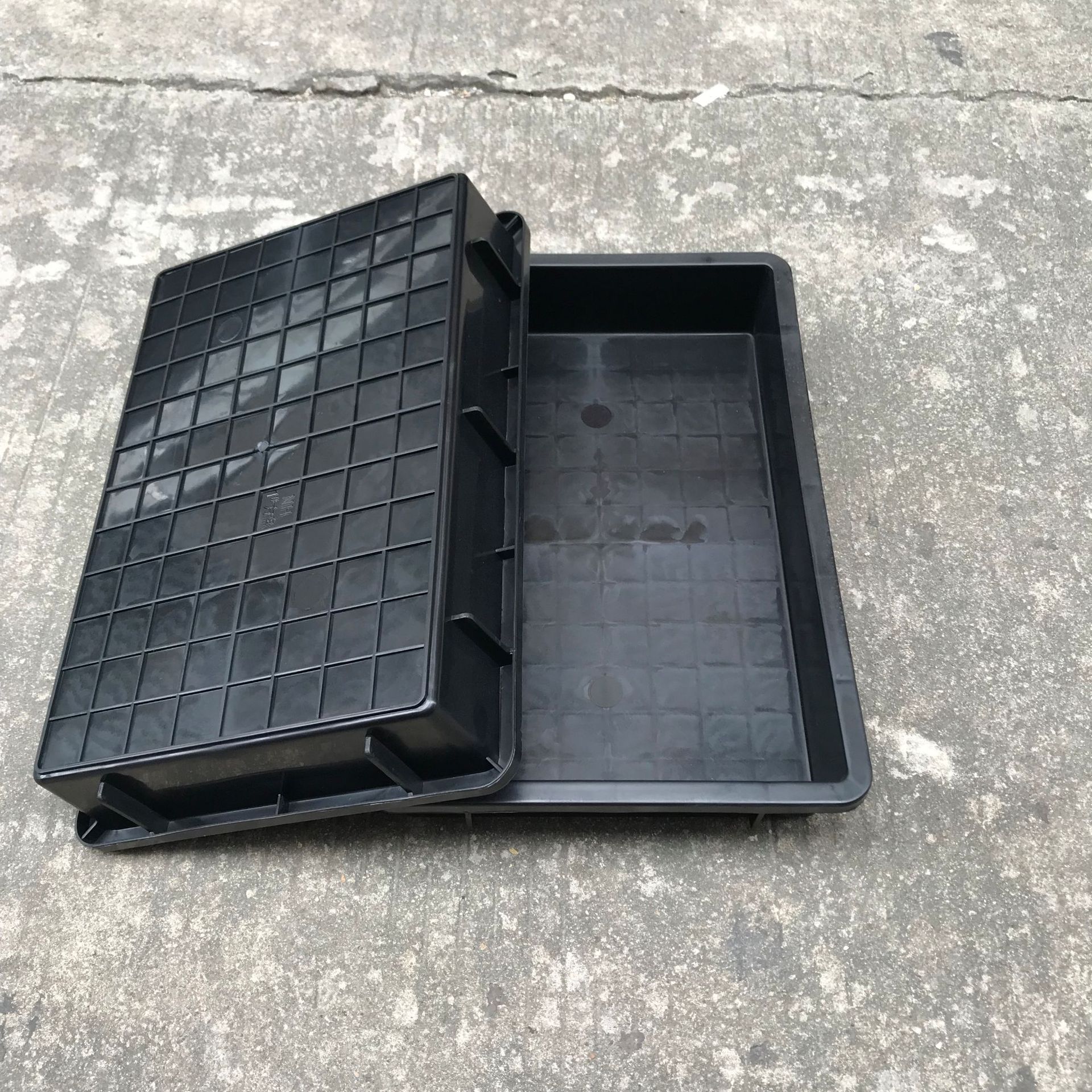 彩色塑料方盘 出售各种规格周转方盘 车间零件塑胶方盘 量大从优