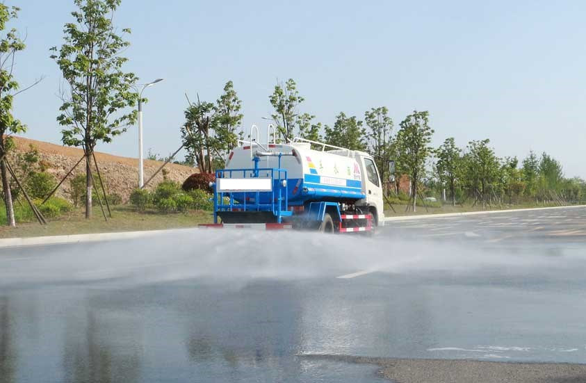 小型多功能5吨道路洒水车园林绿化喷洒车上户无忧