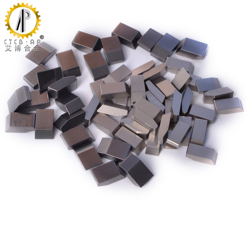 厂家直销木工用硬质合金钨钢锯齿片刀头yg6牌号耐磨钨钢刀粒