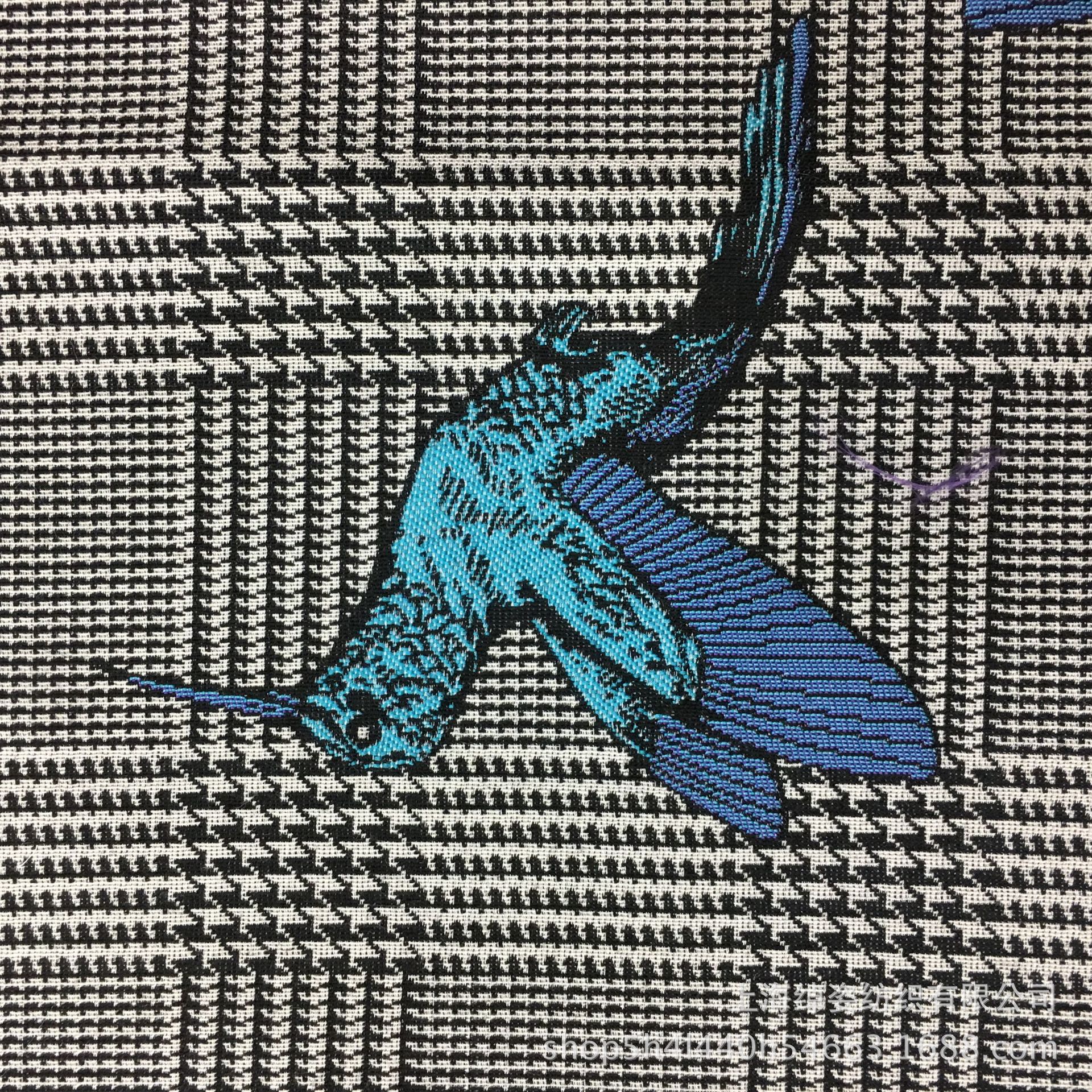 厂家直销高品质提花格子面料提花面料新款秋装时装面料动物提花