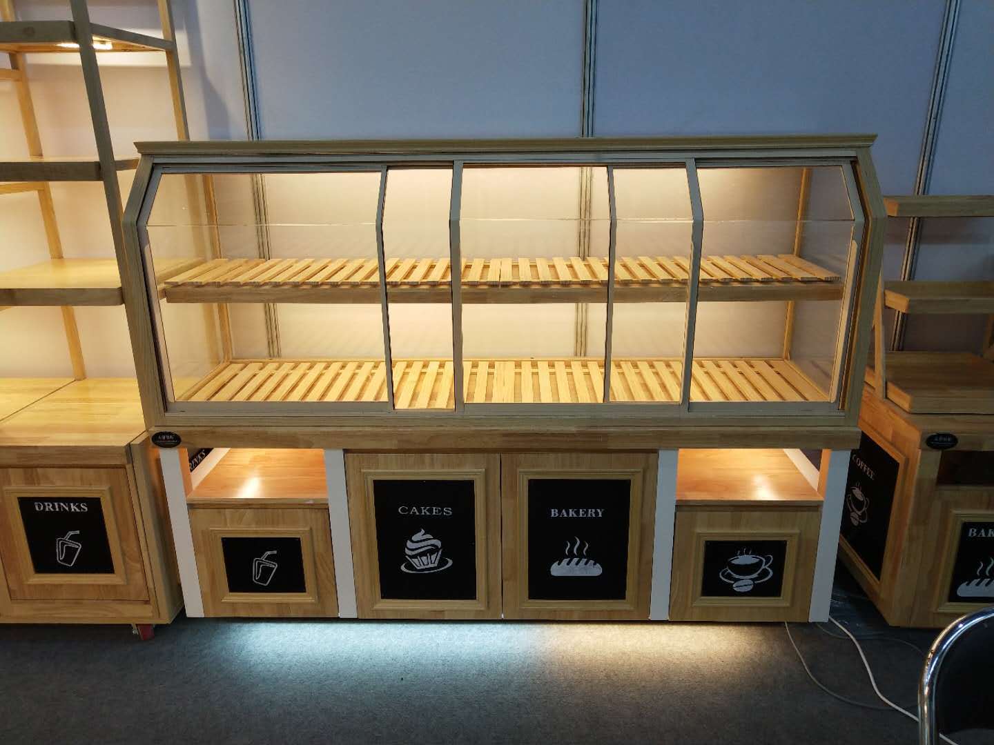 实木面包柜蛋糕展示柜点心食品边柜开放式展柜设计中岛柜工厂直营