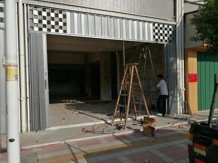 和谐拉闸门全封闭烤漆铁门防盗拉闸门仓库推拉门商铺折叠门折叶门