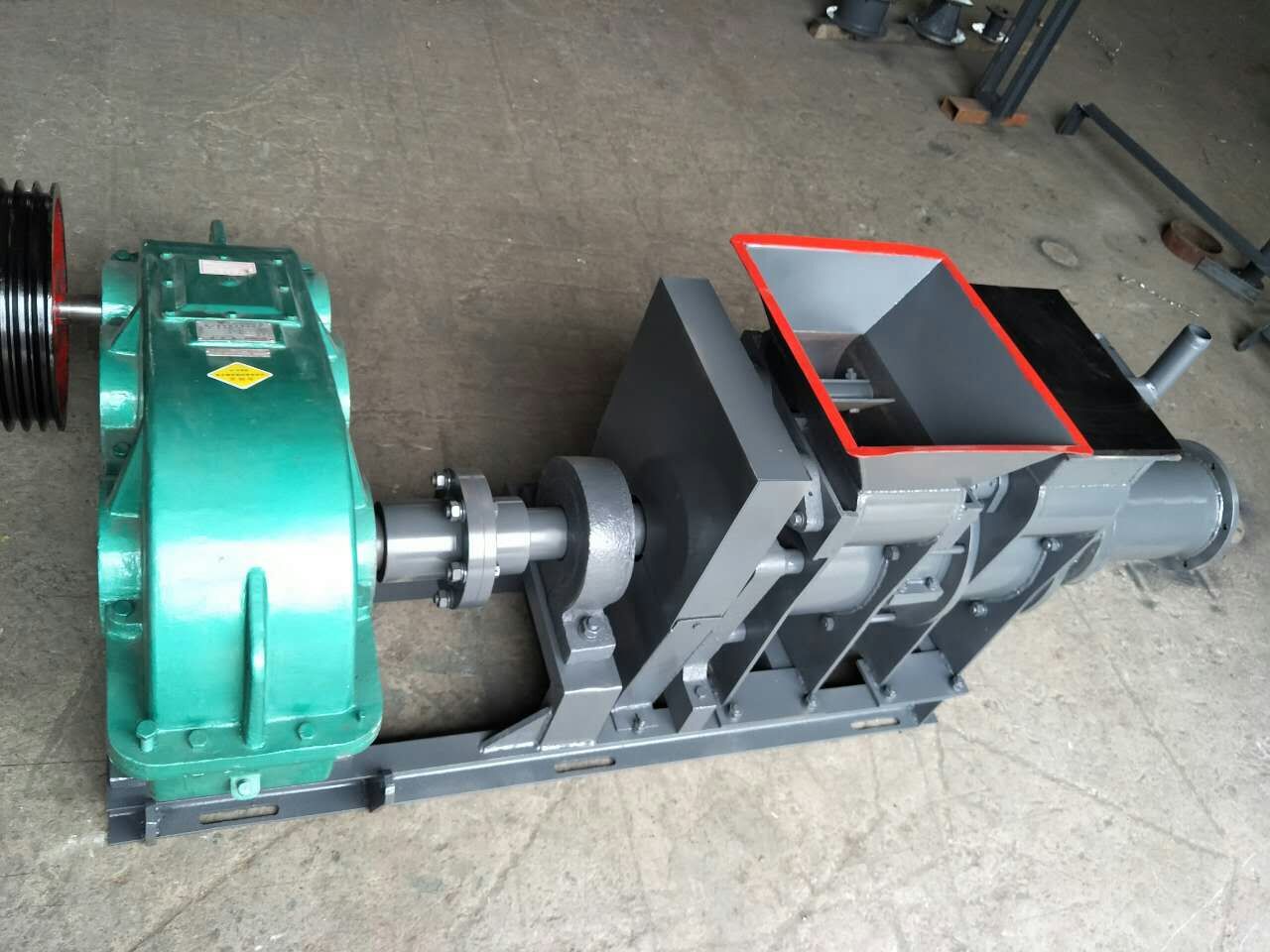 厂家供应高效真空泥瓦机 练泥机 仿古瓦机配套设备 支持定制