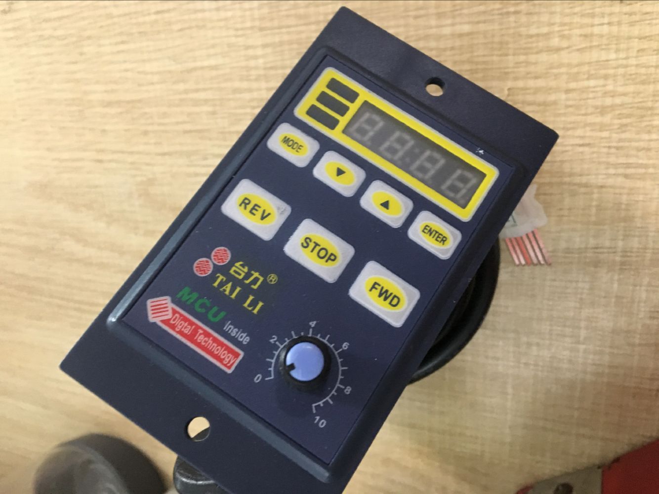 taili 台力智能数显调速器400w/120w电机控制器