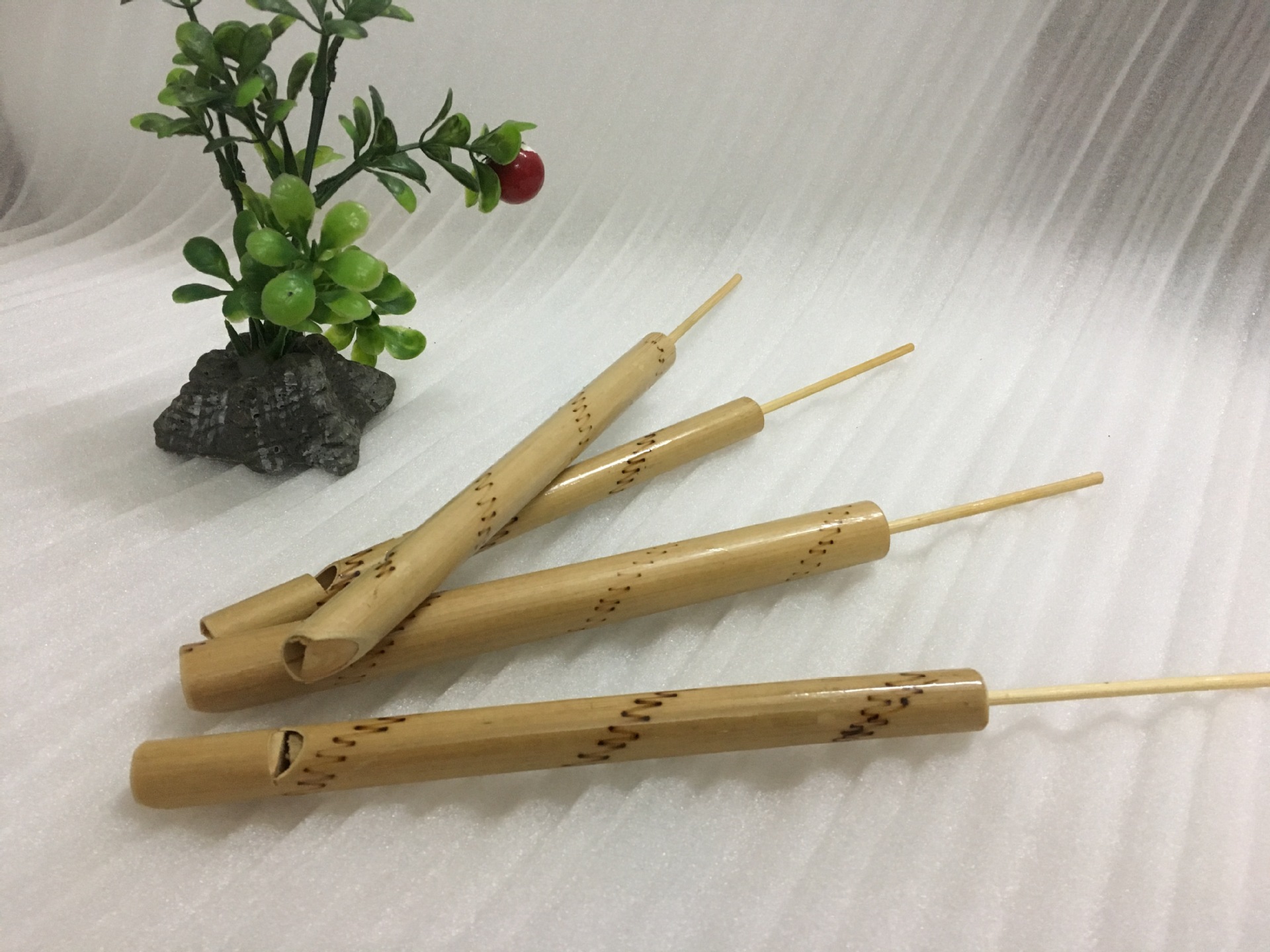 泰国竹笛鸟笛儿童乐器乐器手工鸟哨小鸟笛子竹子旅游产品竹哨子