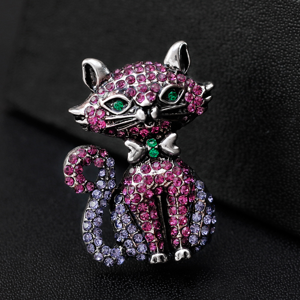 New European and American Style Animal Brooch Fashion Sweet and Cute Pink Kitty Corsage in Stock Wholesale