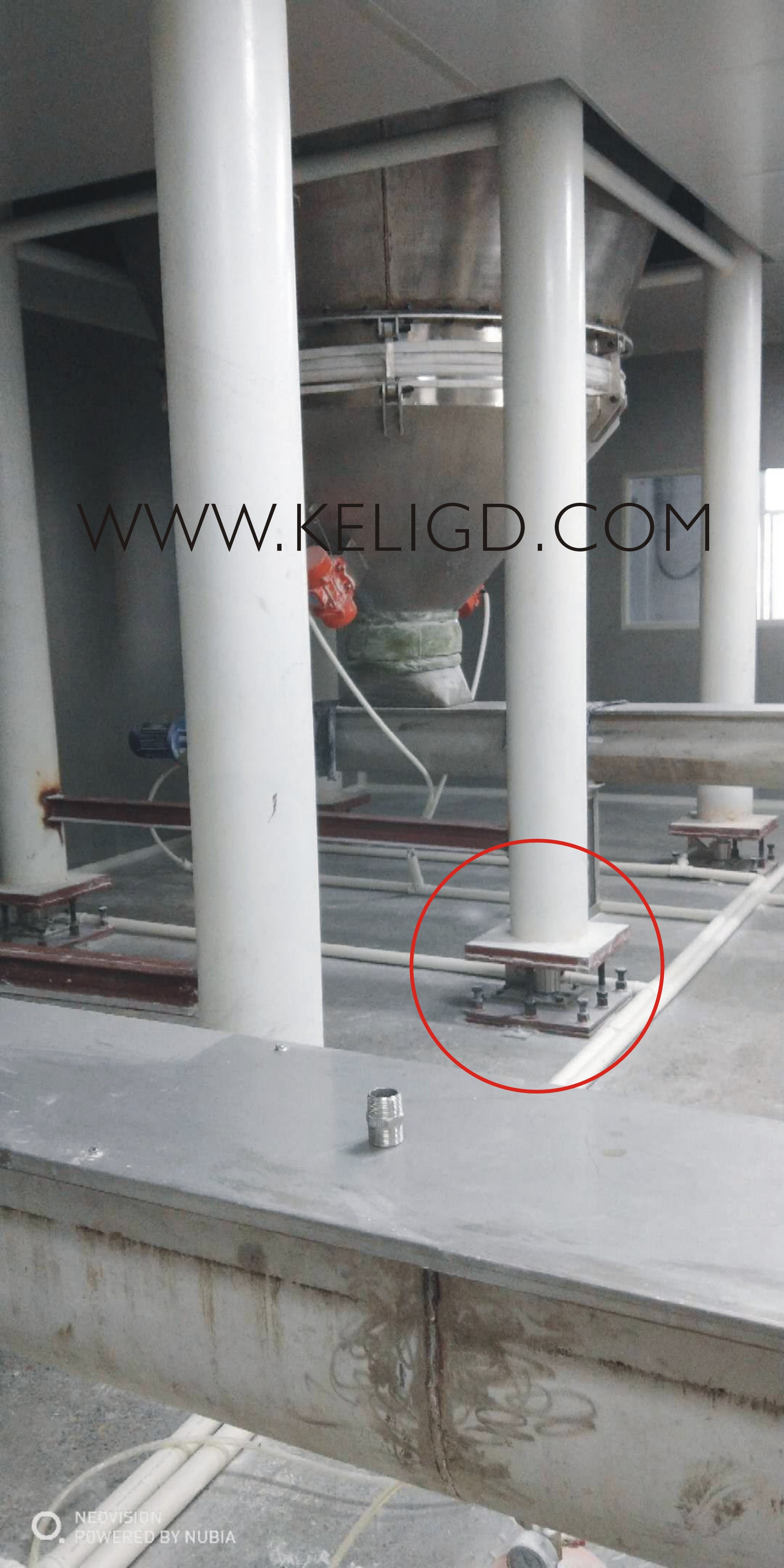 大型料仓,大型设备称重 安装要求:一般一个料仓安装4个称重模块(或3个