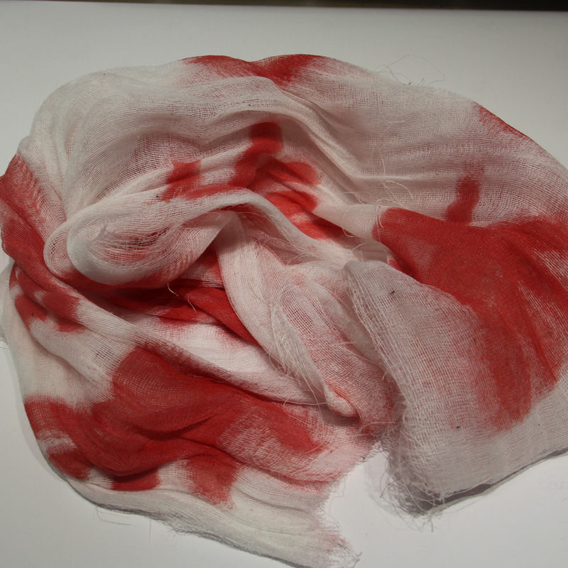 厂家生产加工万圣节纱布用布带血桌布酒吧ktv的酒吧装饰鬼节纱布