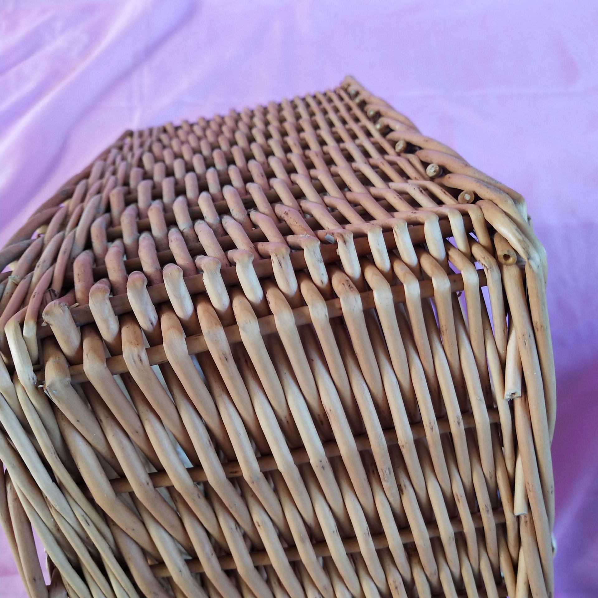 厂家直销柳编篮 草编收纳盒 定制草柳编编制框工艺品