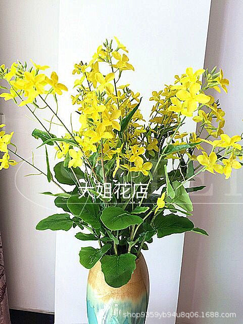 【品名】:仿真油菜花 【材质】:花朵叶子过胶 【尺寸】;整枝约70图片