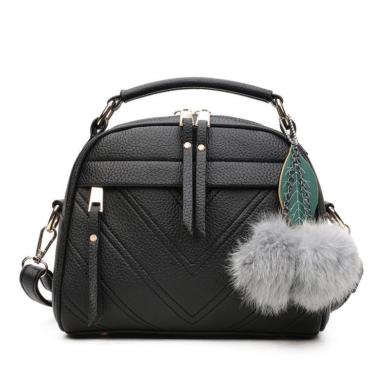 2019 Spring and Summer Tide Women's Bag Korean Style Fuzzy Ball Pendant Fashion Portable Shoulder Messenger Bag Ladies Bag