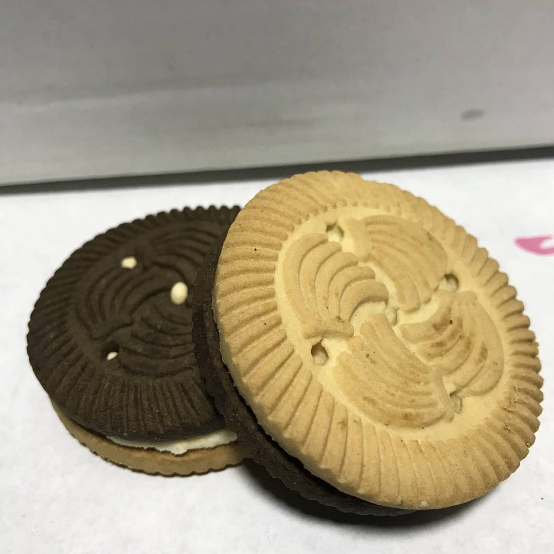 香乐白加黑夹心饼干 巧克力夹心饼干 夹心散饼干7.2斤