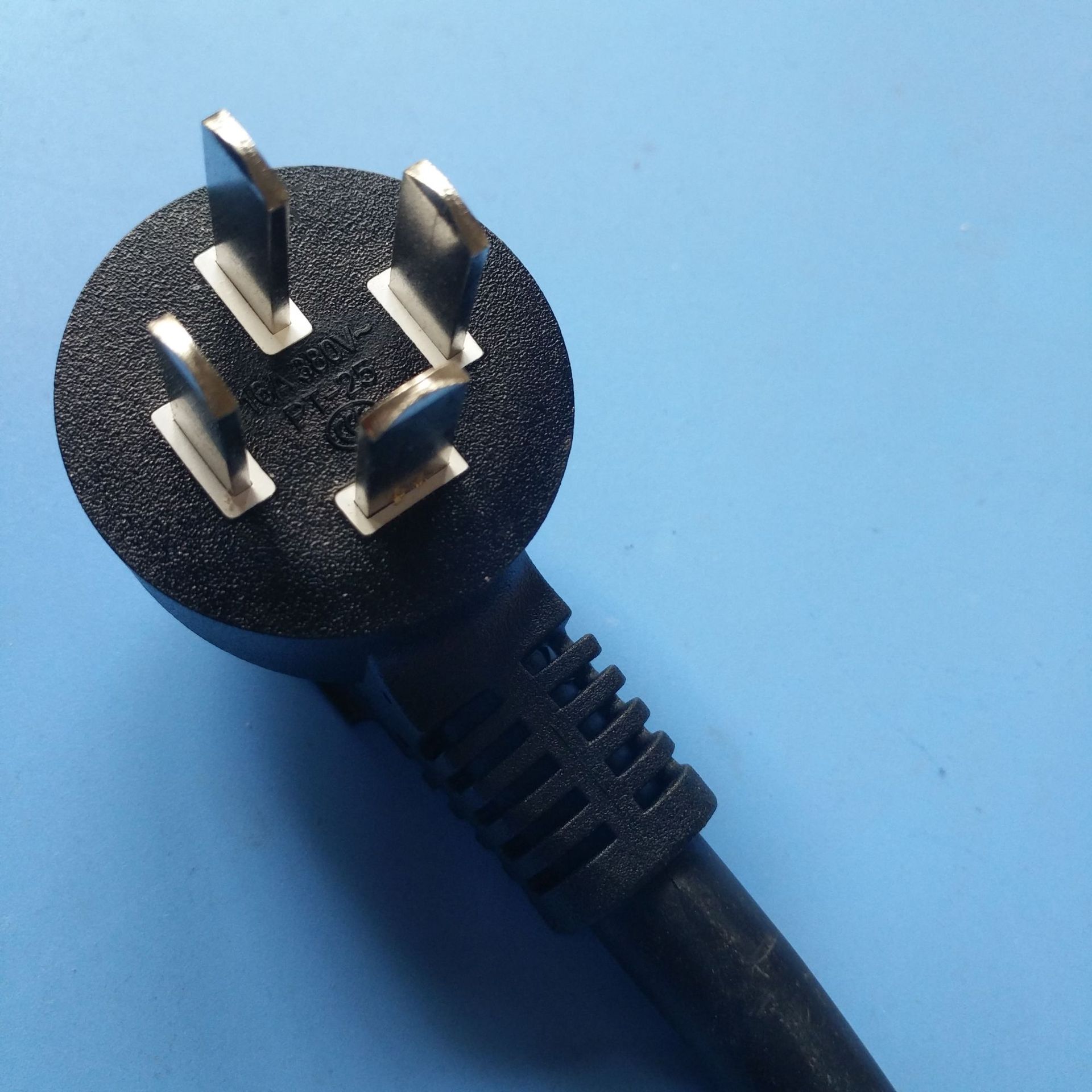 订制四芯国标电源线 ac电源线 16a国标插头电源线 工业插头电源线