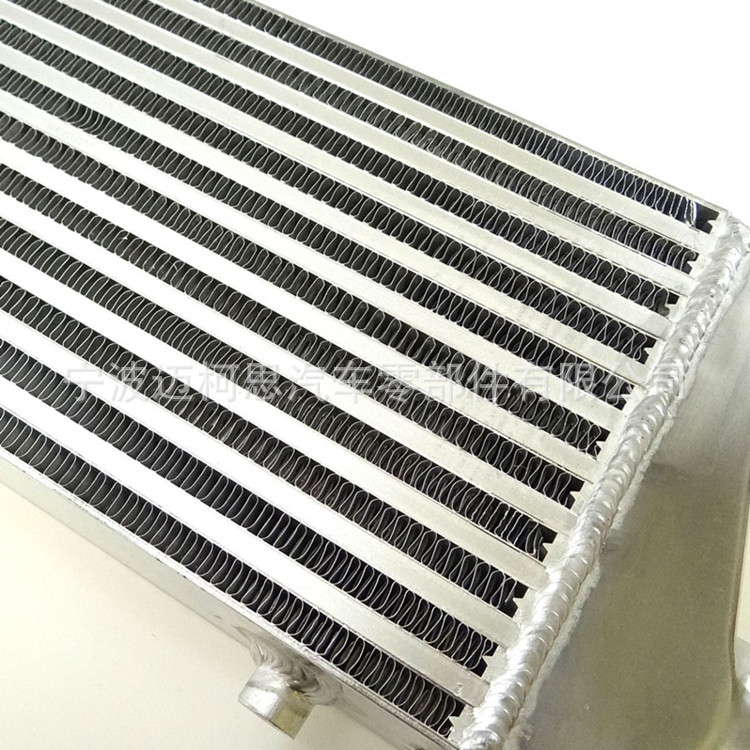 550*180*65mm汽车改装配件发动机水冷式通用型板翅式散热器中冷器