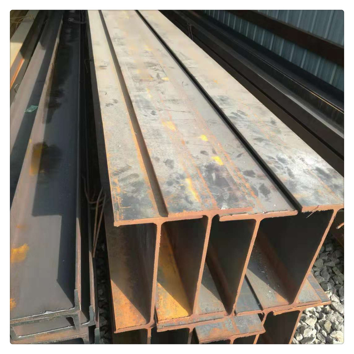 h型钢截面形状经济合理,力学性能好,轧制时截面上各点延伸较均匀,内