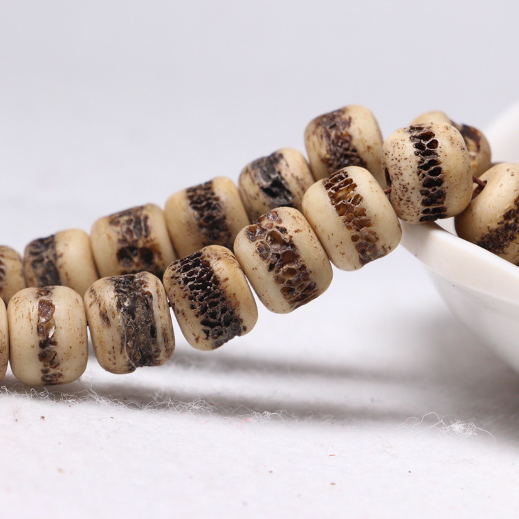 108颗天然牦牛骨头盖骨桶珠药片嘎巴拉佛珠手串手链厂家批发