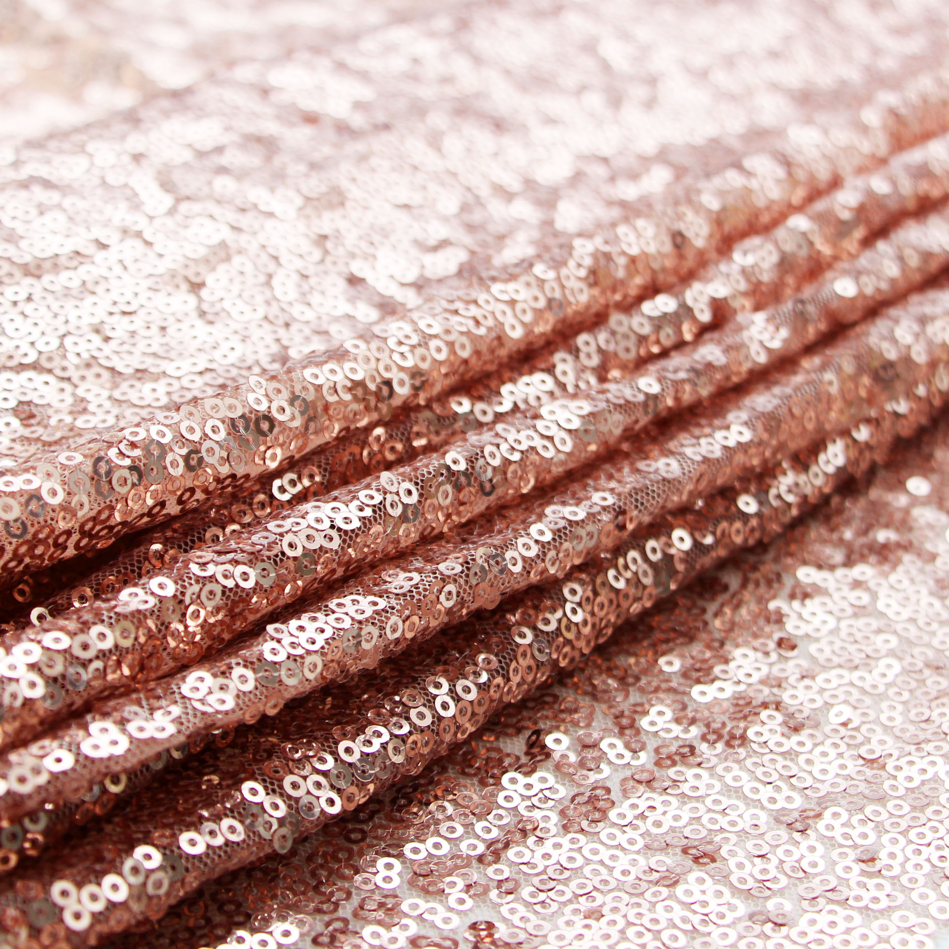 厂家直销3mm满版亮片桌布 婚庆宴会亮片桌布 银色亮片装饰背景布