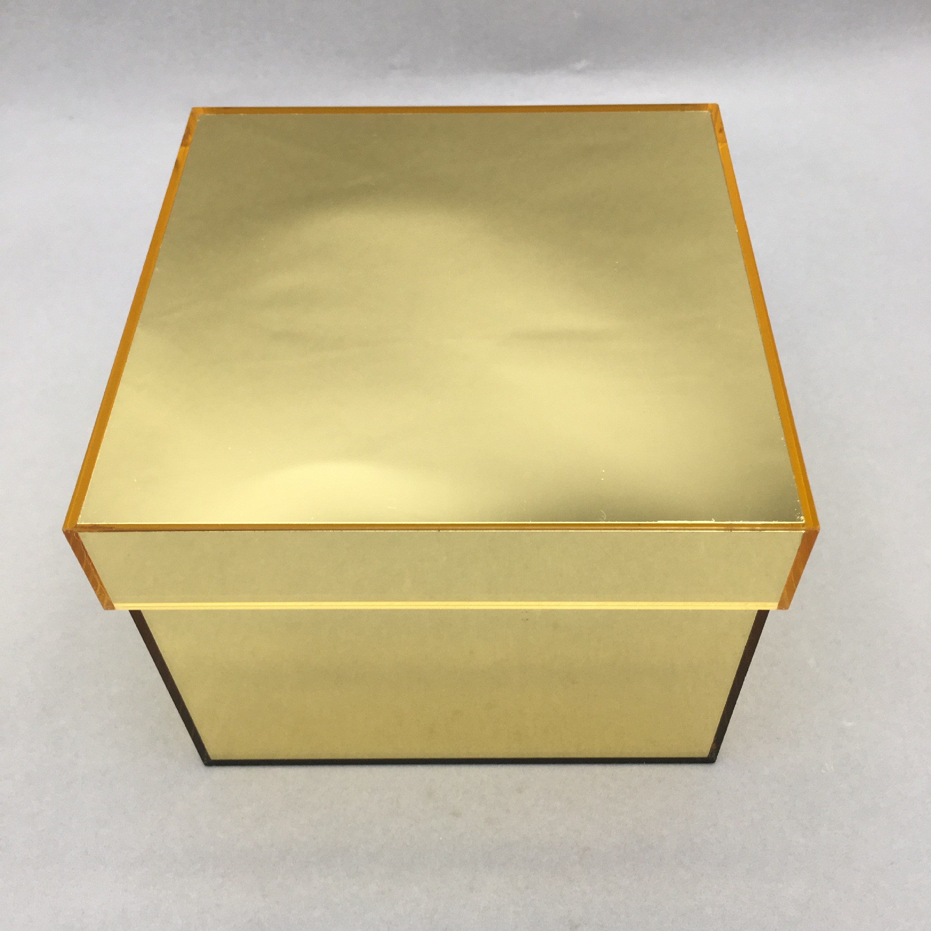 有机玻璃花盒子 永生花盒 高档亚克力花盒 亚克力方形金色花盒子