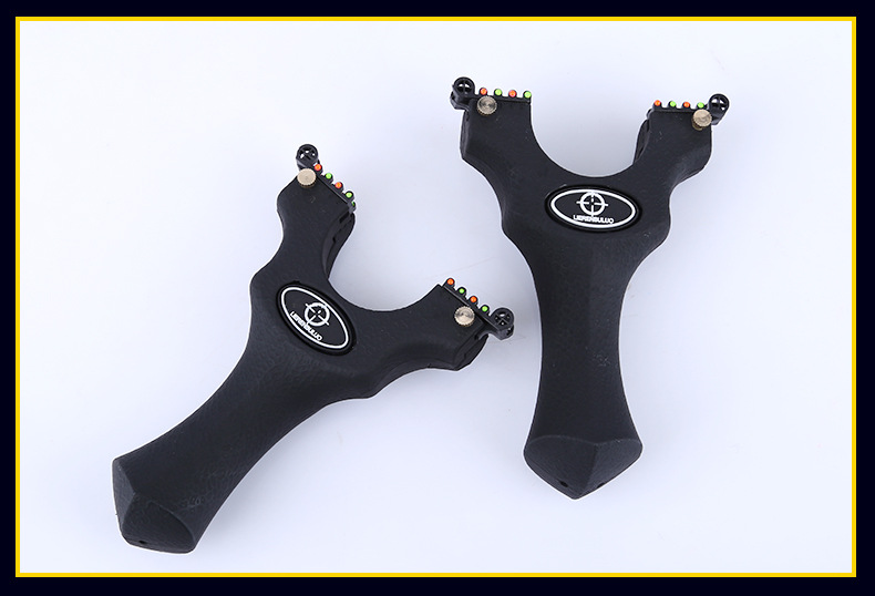 厂家直销超凡树脂猎鹰弹弓双瞄夹片免绑弹弓快压扁皮户外弹弓