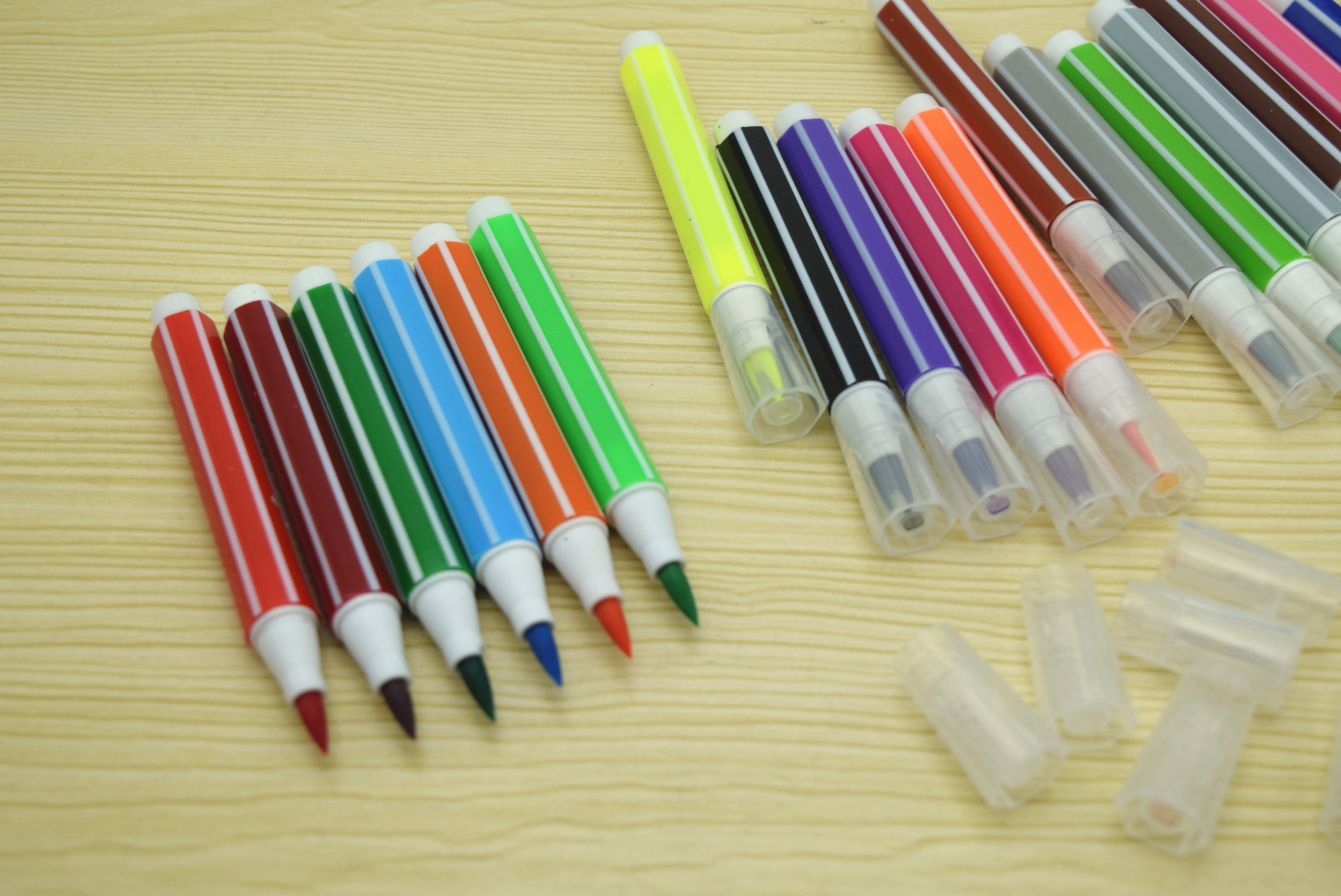 低价批发清华18色手铃式六角软头可水洗水彩笔涂鸦笔绘画笔1687