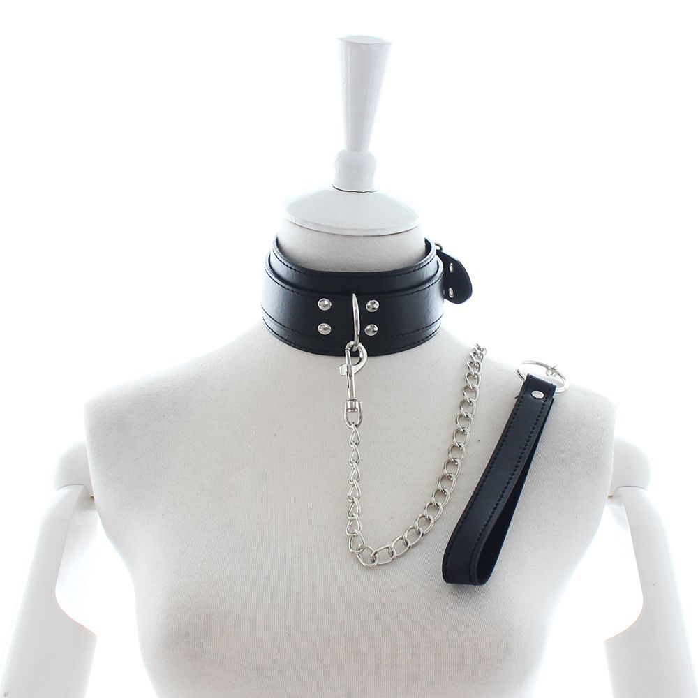 成人用品带钉束缚情趣颈圈夫妻另类玩具颈套性用狗链子宠物链子