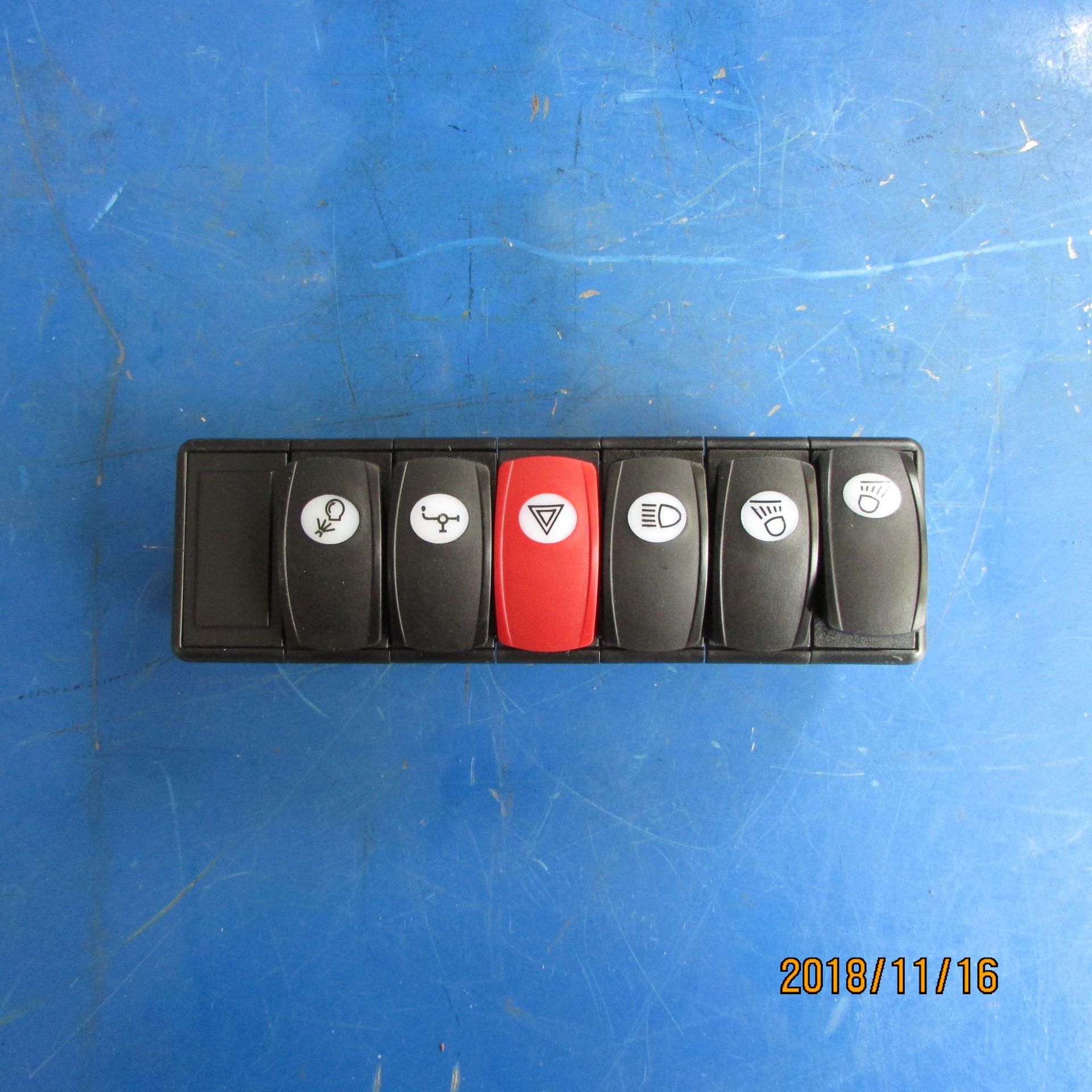 优质供应徐工装载机电器配件803677944 jk939-500kn翘板开关