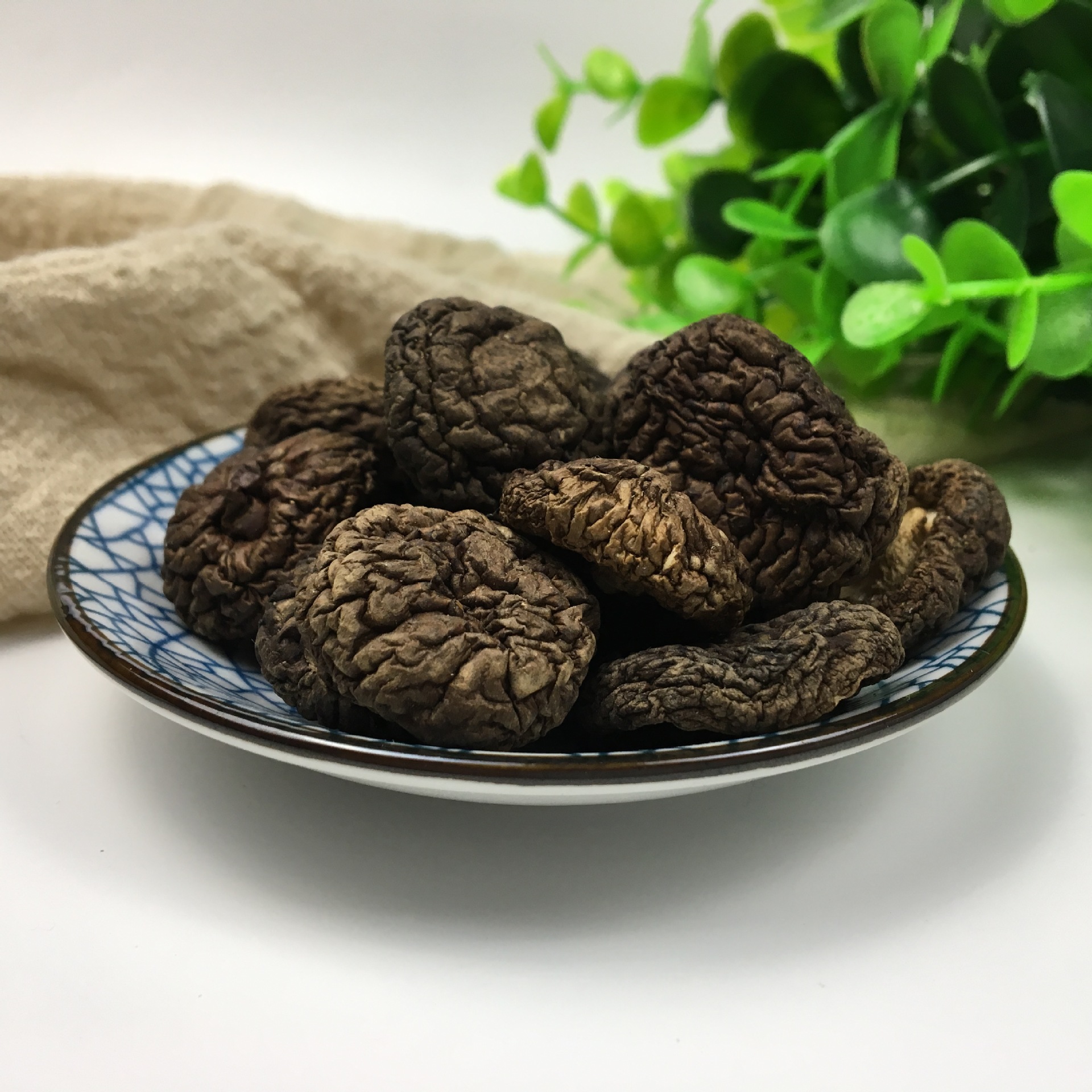 南北干货香菇黑面菇散装500g批 剪脚肉厚香菇食用菌产地古田供应