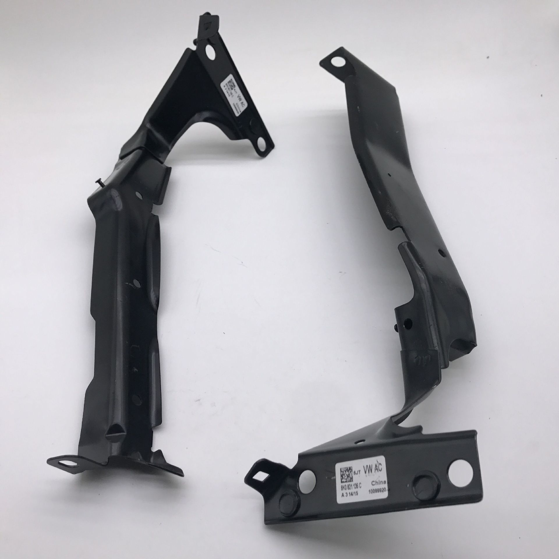 适用奥迪a4l b8叶子板支架 叶子板固定支架 8k0 821 135c/136c
