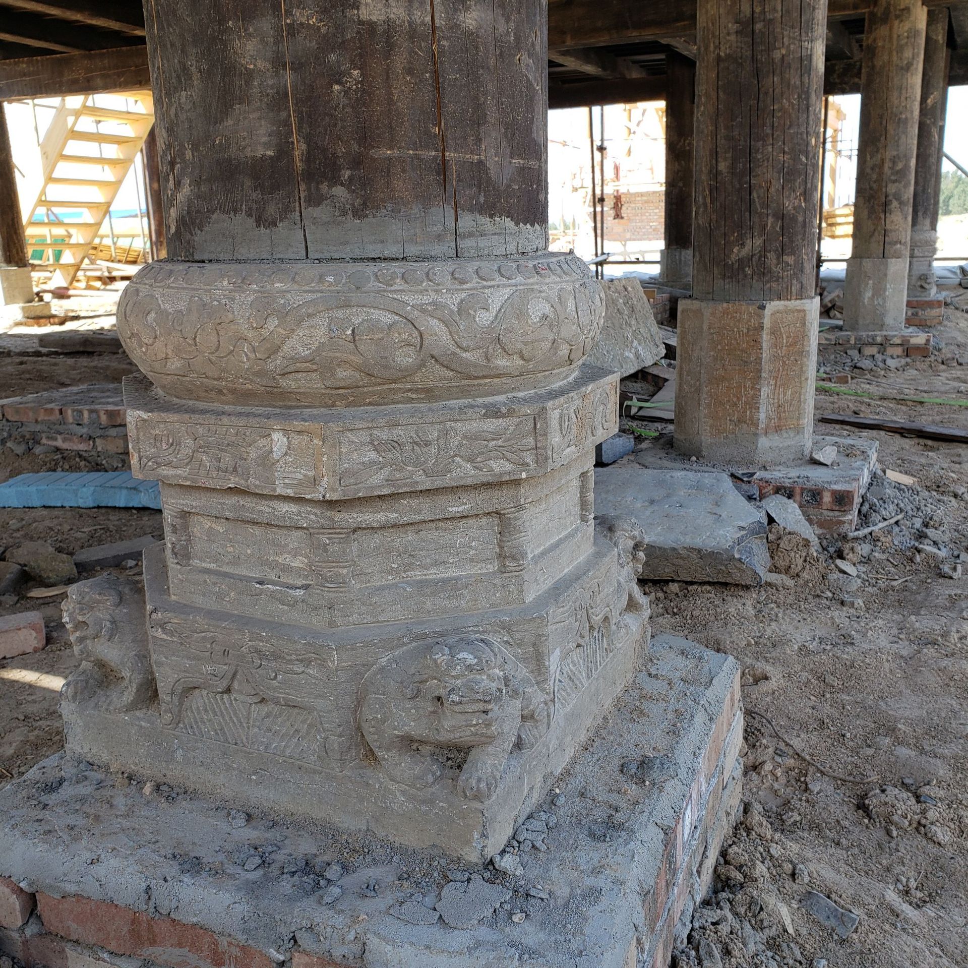 嘉祥石雕青石仿古柱墩 圆形六角八角形木柱底座柱基石