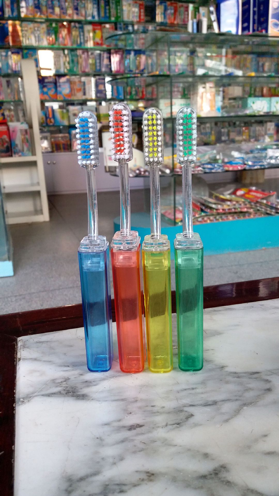 硬毛纳米牙刷便携创意旅行牙刷盒家居日用生活用品2元店货源