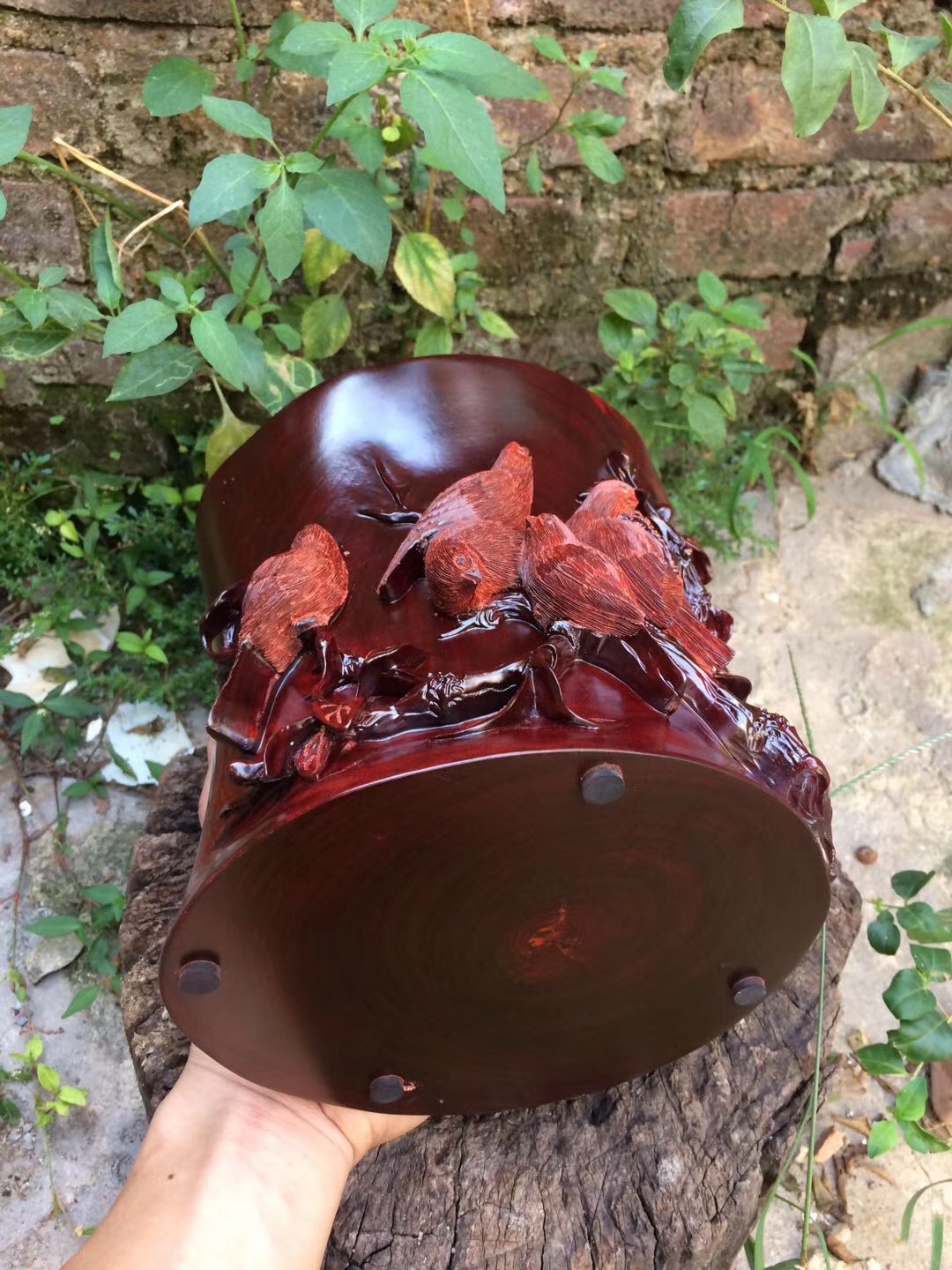 赞比亚血檀木质笔筒圆形 实木雕刻五雀图工艺品摆件 厂家直销