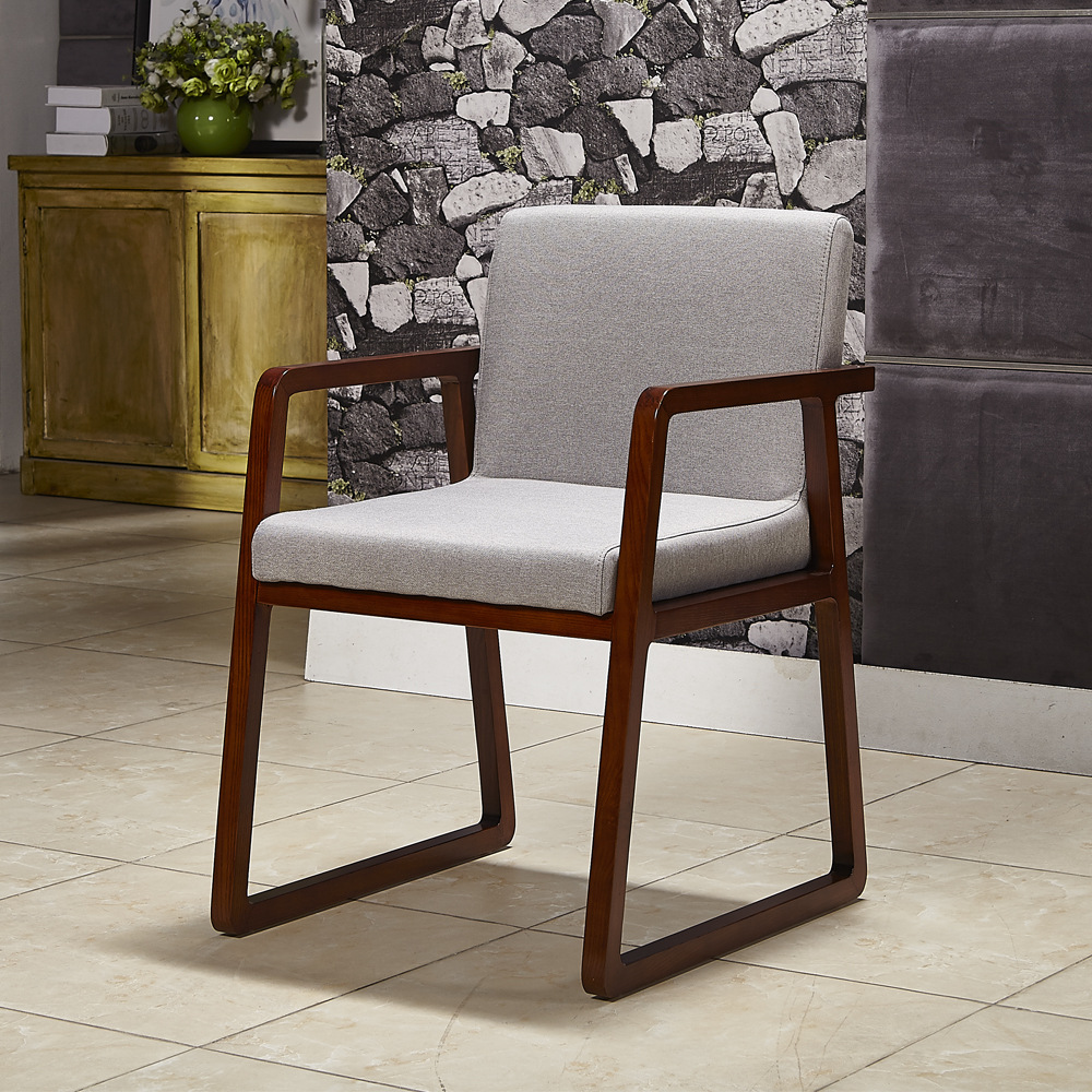 工厂直销实木椅子 欧式酒店餐厅软包餐椅 白蜡木靠背扶手休闲椅