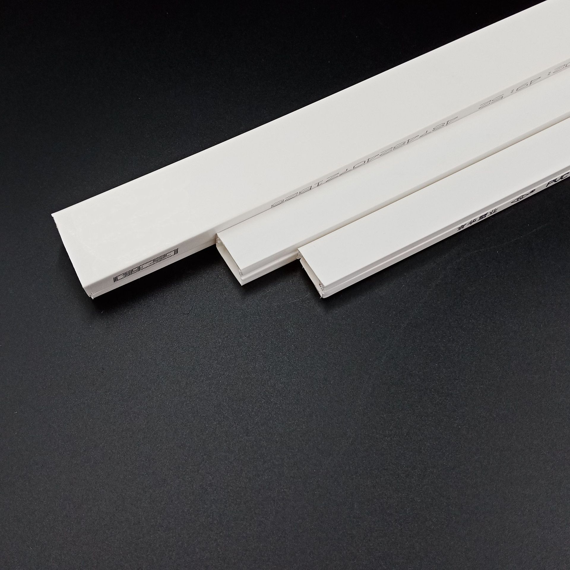 pvc塑料明装线槽 软管方形电线槽 建筑用优质环保pvc阻燃电线槽