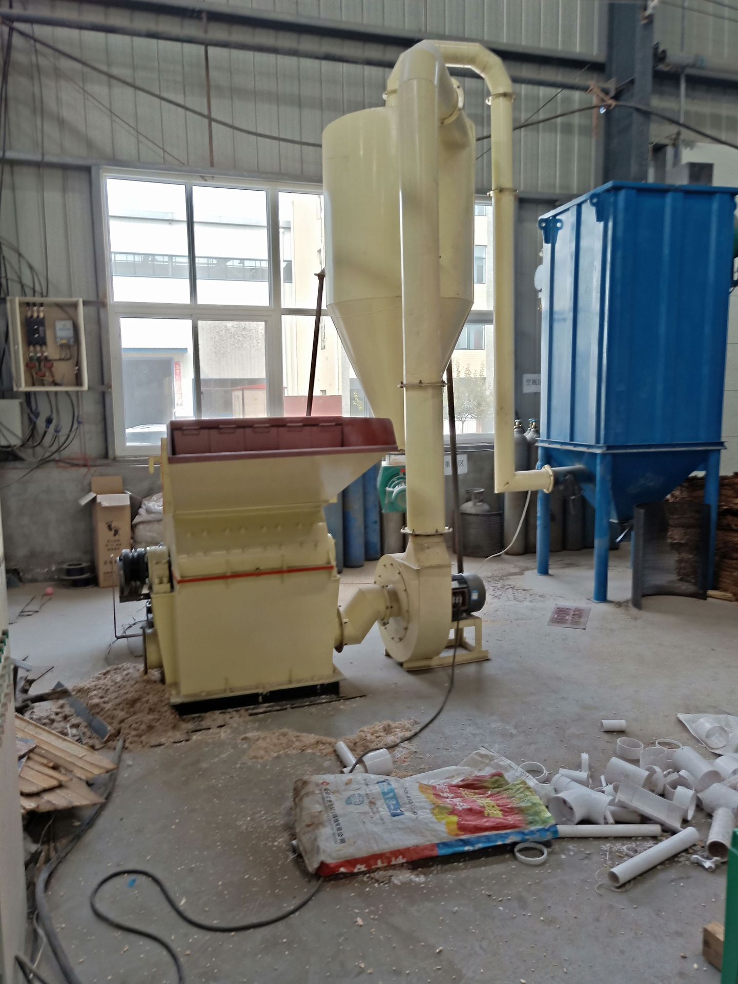 树枝木材粉碎机 木材下脚料粉碎处理机 新款移动式木材粉碎机 干湿