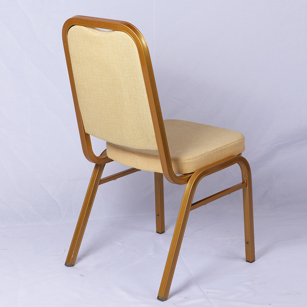 高密度定型绵工字铝管宴会餐椅 金色金属烤漆平头背酒店餐厅椅子