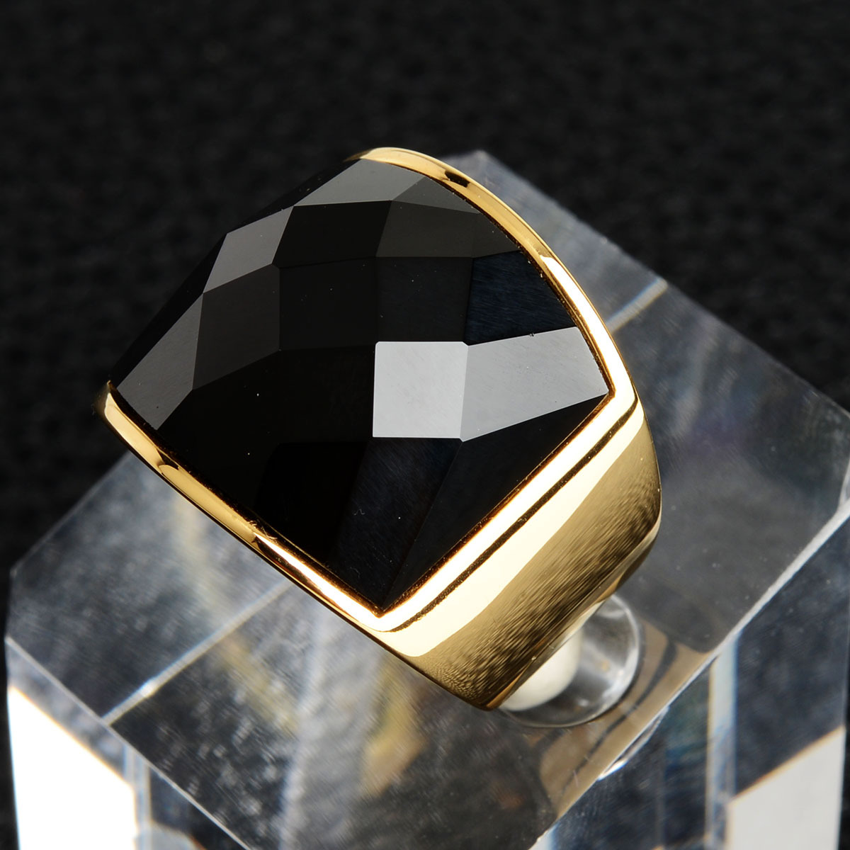 大班指钛钢铸造宝石戒指切面弧形玛瑙钻不锈钢戒男士指青沙石戒子