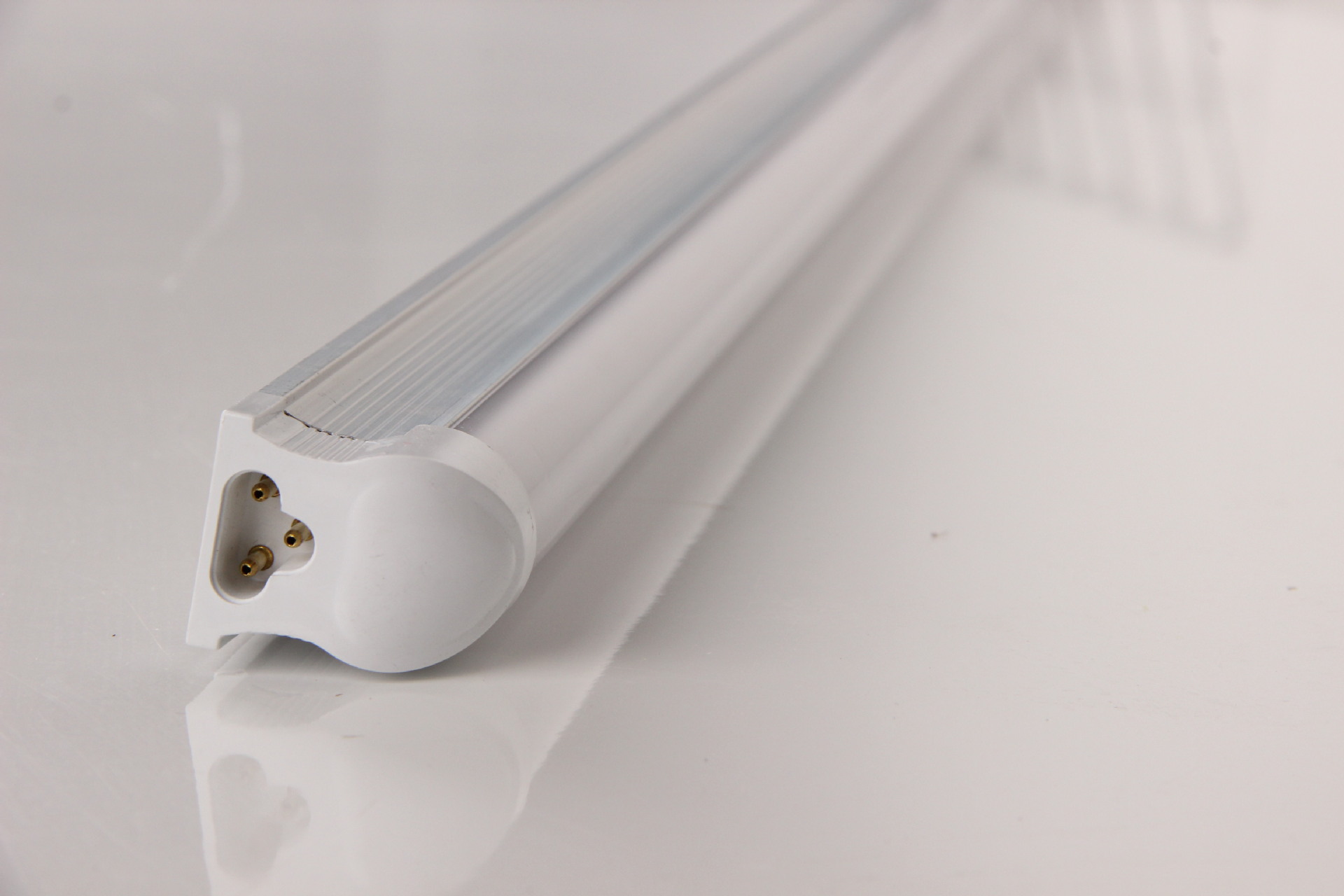 led灯管 t8一体化支架 t8灯管 节能支架灯