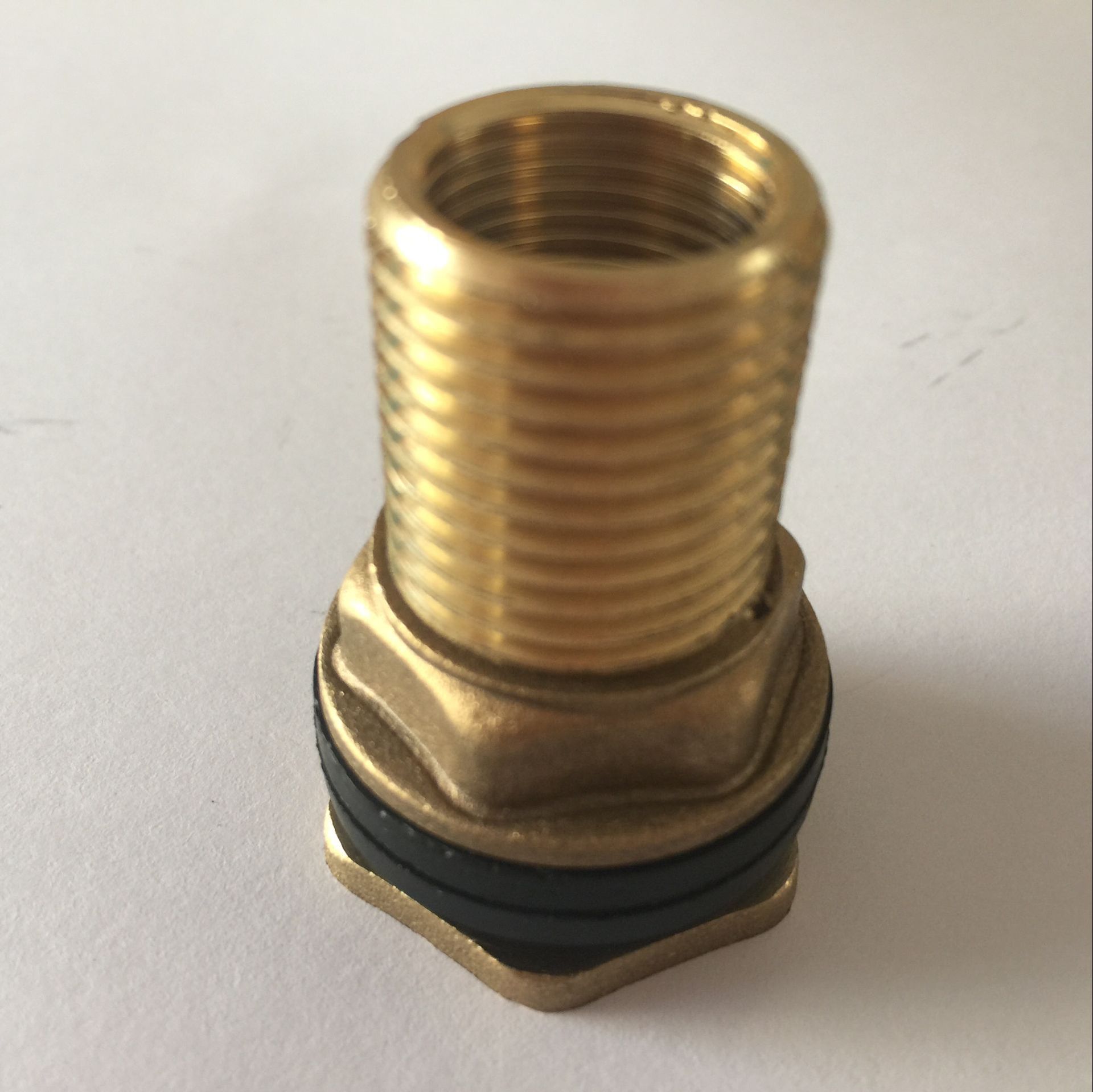 汇佳精品铜水箱接头,自产自销