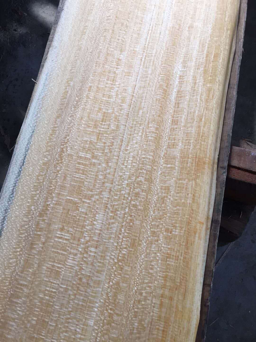 厂家供应灰尼斯木皮优良尼斯木 实木饰面板木皮定制批发