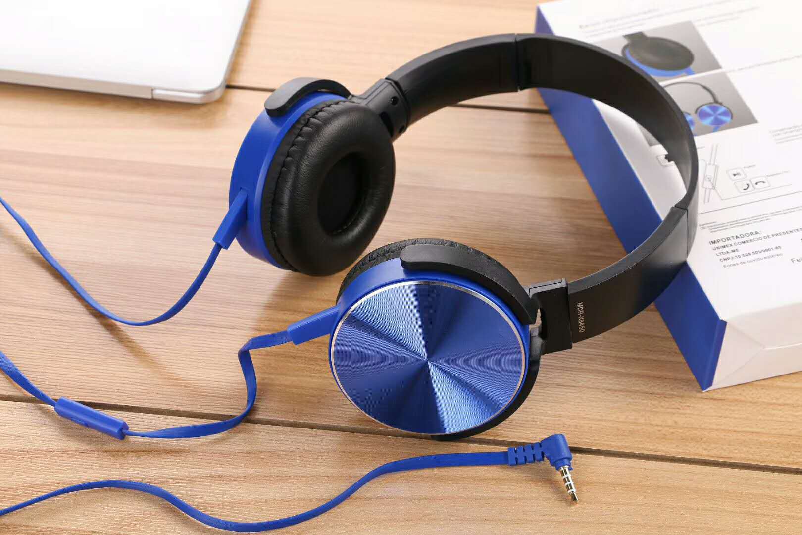 耳机批发带麦连线电脑耳机 时尚炫酷游戏耳机 跨境头戴式蓝牙耳机