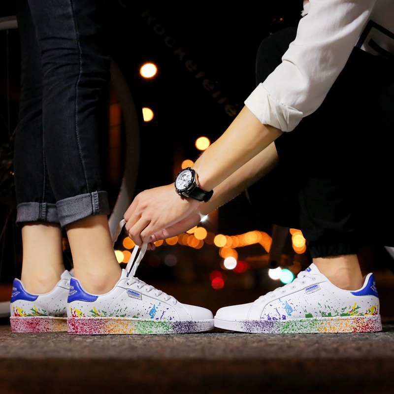 情侣长跑鞋图片