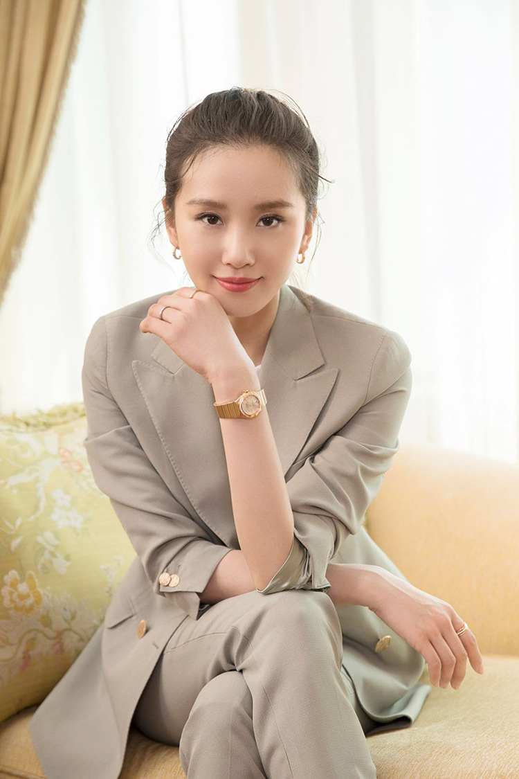 2021秋季新款刘诗诗明星同款双排扣西服九分裤西装套装两件套女