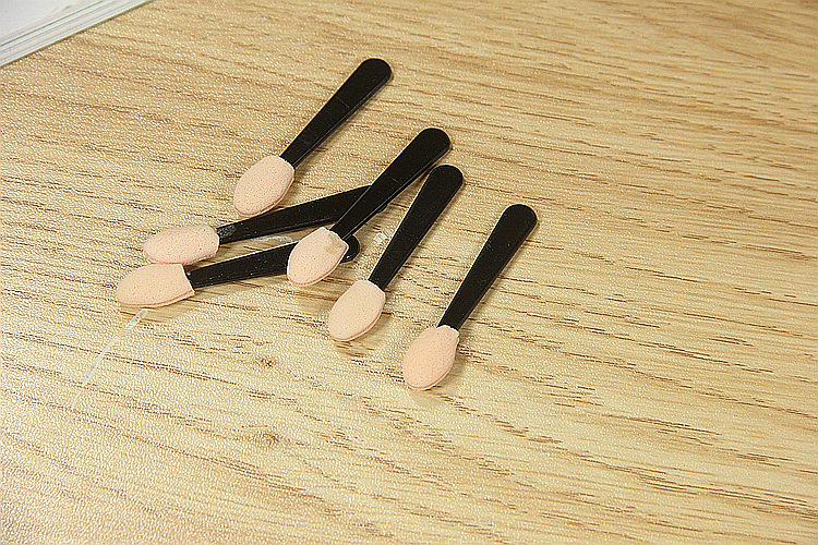 单头海绵眼影棒便携眼影刷散装彩妆眼部化妆刷工具修颜刷批发厂家